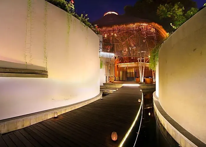 Taman Mesari Luxury Villas-seminyak